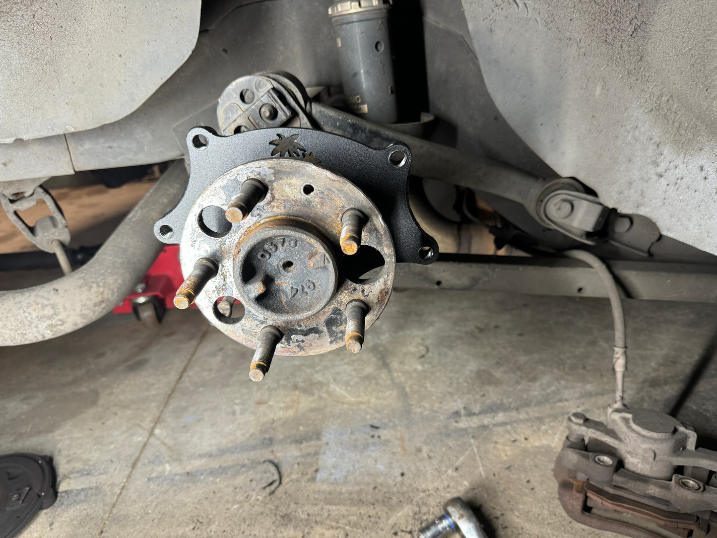 E Series Dual Caliper Bracket
