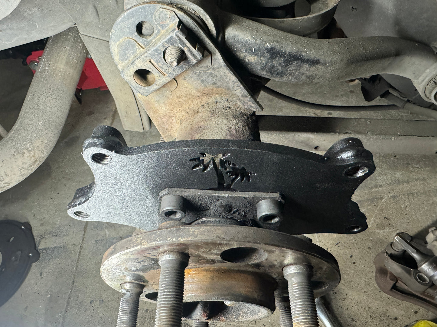 E Series Dual Caliper Bracket